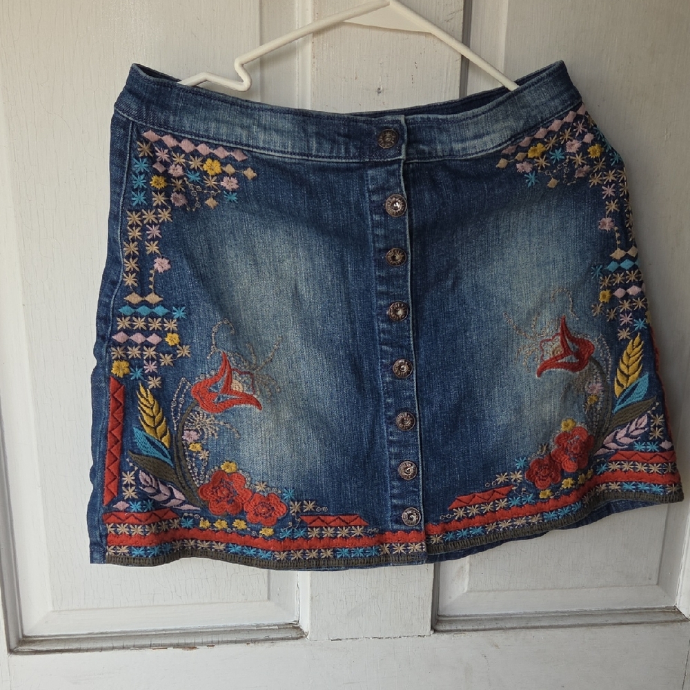 Embroidered Denim Skirt - Blue Boho Size Medium Sneakpeek